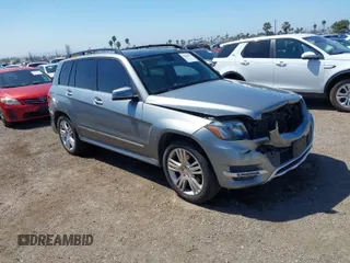 2015 Mercedes-Benz GLK 350 with VIN WDCGG5HB9FG347334, listed as a IAAI auction lot 41840757 with 81,587 mi miles and . Bid and sale history available at DreamBid. Image 1.