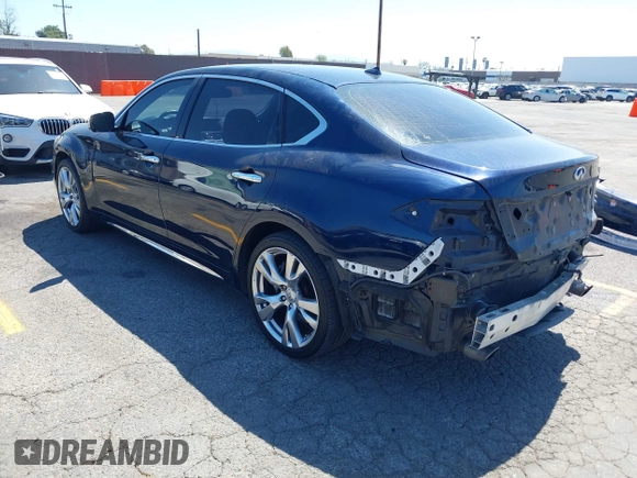 2015 Infiniti Q70 with VIN JN1BY1PP8FM601834, listed as a IAAI auction lot 42028330 with 106,285 mi miles and . Bid and sale history available at DreamBid. Image 3.