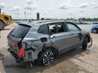 2023 Volkswagen Tiguan S z VIN 3VVRB7AX4PM043335, wystawiony jako Copart lot #59045145 z przebiegiem 31 659 mil mil oraz Szkoda całkowita • Salvage title. Historia ofert i sprzedaży dostępna na DreamBid. Obrazek 3.