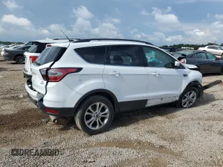 2017 Ford Escape SE z VIN 1FMCU0G95HUC35709, wystawiony jako Copart lot #58510895 z przebiegiem Nie podano mil oraz Czysty tytuł • Clean title. Historia ofert i sprzedaży dostępna na DreamBid. Obrazek 3.