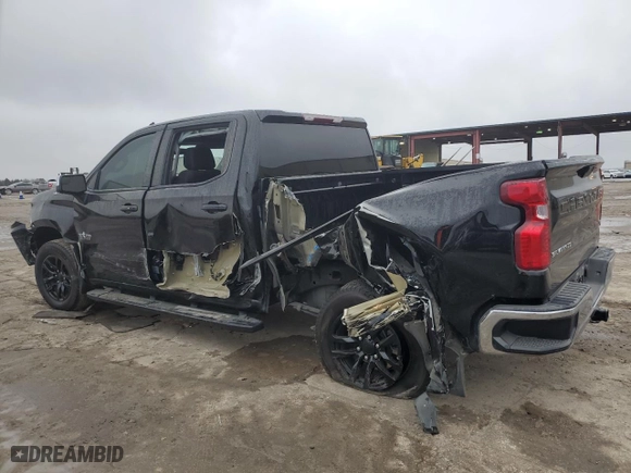 2021 Chevrolet Silverado 1500 LT with VIN 3GCPWCEK6MG450018, listed as a Copart auction lot 43870915 with 70,925 mi miles and Salvage Title. Bid and sale history available at carsss.com. Image 2.