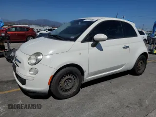 2013 FIAT 500 Pop z VIN 3C3CFFAR6DT745747, wystawiony jako Copart lot #57999955 z przebiegiem 149 940 mil mil oraz Szkody całkowita. Historia ofert i sprzedaży dostępna na DreamBid. Obrazek 1.