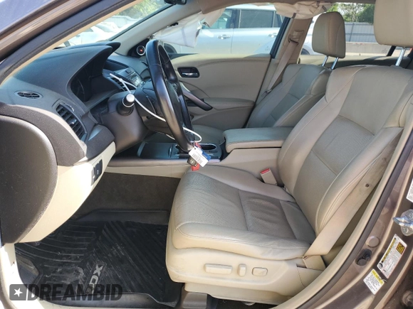 2013 Acura RDX Technology with VIN 5J8TB4H51DL002666, listed as a Copart auction lot 56674315 with 180,586 mi miles and Salvage title. Bid and sale history available at DreamBid. Image 7.
