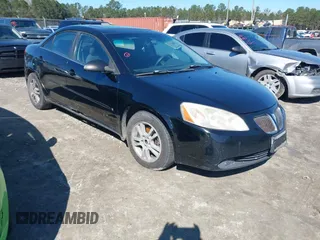 2006 Pontiac G6 6-Cyl with VIN 1G2ZG558964251006, listed as a IAAI auction lot 41616589 with 241,875 mi miles. Bid and sale history available at carsss.com. Image 1.