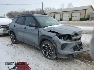 2025 Chevrolet TrailBlazer RS with VIN KL79MTSL9SB035855, listed as a Copart auction lot 88289855 with 3,389 mi miles and Salvage Title. Bid and sale history available at carsss.com. Image 4.