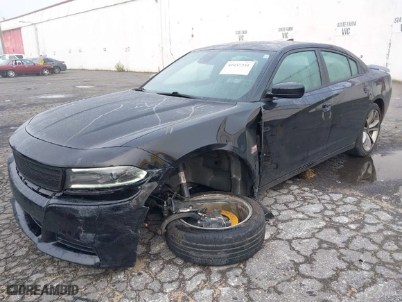 2015 Dodge Charger RT with VIN 2C3CDXCTXFH732483, listed as a IAAI auction lot 41037351 with 89,805 mi miles. Bid and sale history available at carsss.com. Image 6.