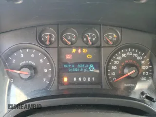 2009 Ford F-150 XL с VIN 1FTRF14W39KB25375, выставлен на аукционе Copart как лот 53756625 с пробегом 213 321 миль миль и Чистый • Clean title. История ставок и продаж доступна на DreamBid. Изображение 9.