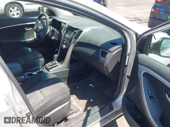 2015 Hyundai Elantra with VIN KMHD35LH1FU237598, listed as a IAAI auction lot 42157146 with 117,765 mi miles and . Bid and sale history available at DreamBid. Image 5.
