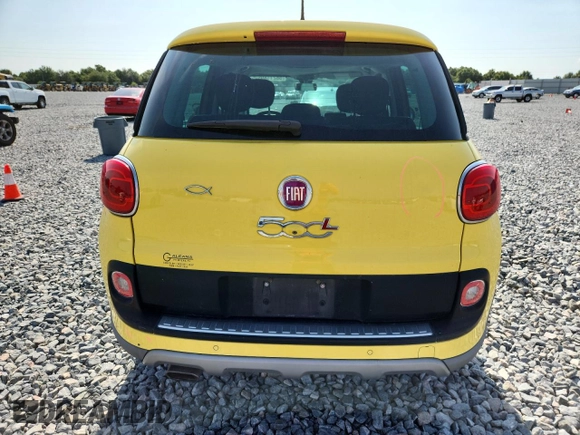 2014 FIAT 500L Trekking z VIN ZFBCFADH9EZ023039, wystawiony jako Copart lot #58211895 z przebiegiem 44 921 mil mil oraz Szkoda całkowita • Salvage title. Historia ofert i sprzedaży dostępna na DreamBid. Obrazek 6.