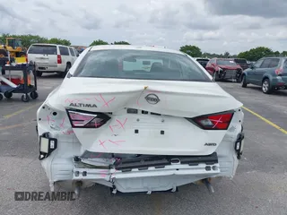 2025 Nissan Altima SV with VIN 1N4BL4DW9SN354116, listed as a IAAI auction lot 41757622 with 3,013 mi miles and . Bid and sale history available at DreamBid. Image 17.
