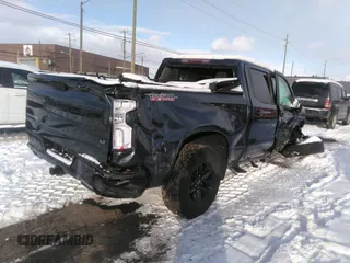 2020 Chevrolet Silverado 1500 LT Trail Boss with VIN 1GCPYFED9LZ147231, listed as a IAAI auction lot 41575194 with 90,371 mi miles. Bid and sale history available at carsss.com. Image 4.