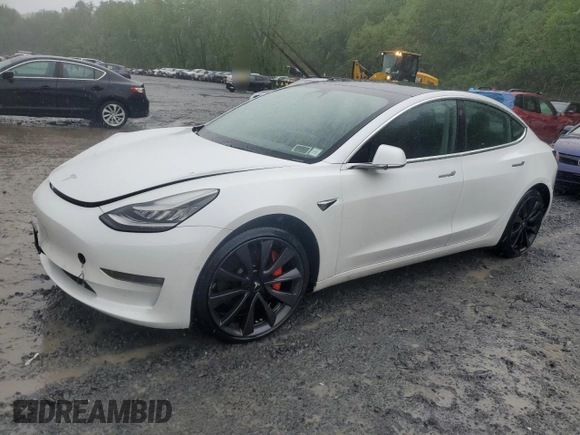 2020 Tesla Model 3 Performance z VIN 5YJ3E1EC9LF784594, wystawiony jako Copart lot #56179955 z przebiegiem 97 419 mil mil oraz Szkoda całkowita • Salvage title. Historia ofert i sprzedaży dostępna na DreamBid. Obrazek 1.