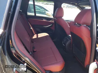2024 BMW X3 xDrive30i z VIN 5UX53DP09R9W19794, wystawiony jako Copart lot #57802985 z przebiegiem 8017 mil mil oraz Tytuł czysty. Historia ofert i sprzedaży dostępna na DreamBid. Obrazek 11.