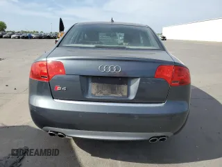 2007 Audi S4 z VIN WAUGL78E57A205295, wystawiony jako Copart lot #53499095 z przebiegiem 163 521 mil mil oraz Tytuł czysty. Historia ofert i sprzedaży dostępna na DreamBid. Obrazek 6.