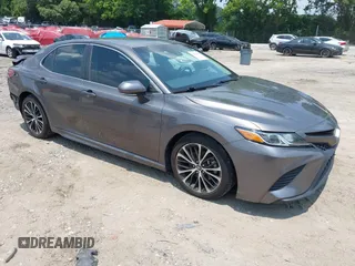 2018 Toyota Camry LE с VIN 4T1B11HK7JU019376, выставлен на аукционе IAAI как лот 42415383 с пробегом 65 000 миль миль и . История ставок и продаж доступна на DreamBid. Изображение 1.