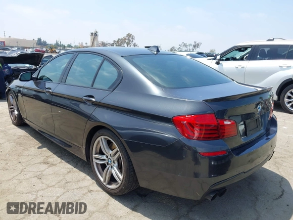 2014 BMW 5 Series 550i z VIN WBAKN9C57ED681969, wystawiony jako IAAI lot #42161728 z przebiegiem 88 077 mil mil oraz . Historia ofert i sprzedaży dostępna na DreamBid. Obrazek 3.