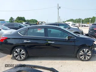2019 Nissan Sentra SV z VIN 3N1AB7AP0KY214498, wystawiony jako IAAI lot #42394908 z przebiegiem 81 874 mil mil oraz . Historia ofert i sprzedaży dostępna na DreamBid. Obrazek 14.