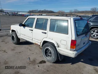1999 Jeep Cherokee Sport with VIN 1J4FF68S0XL628564, listed as a IAAI auction lot 41508373 with 244,596 mi miles and . Bid and sale history available at DreamBid. Image 3.