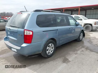 2010 Kia Sedona LX with VIN KNDMG4C34A6324741, listed as a IAAI auction lot 41665347 with 135,904 mi miles. Bid and sale history available at carsss.com. Image 4.