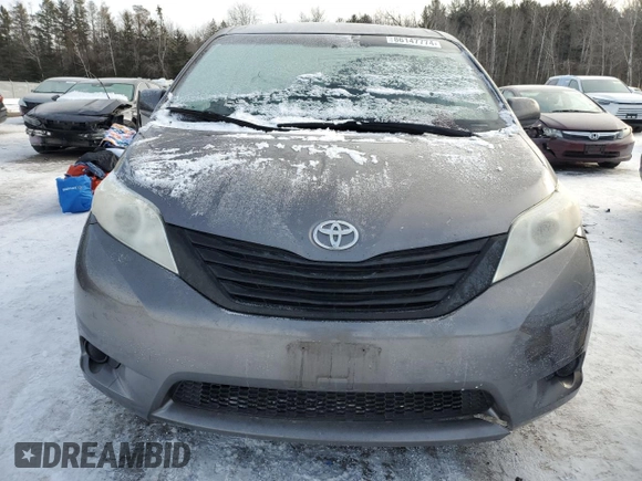 2011 Toyota Sienna with VIN 5TDZK3DC6BS151402, listed as a Copart auction lot 86147774 with 388,569 mi miles and Clean Title. Bid and sale history available at carsss.com. Image 5.