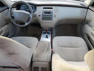 2007 Hyundai Azera SE with VIN KMHFC46F97A186299, listed as a Copart auction lot 85229034 with 112,180 mi miles and Non Repairable. Bid and sale history available at carsss.com. Image 8.