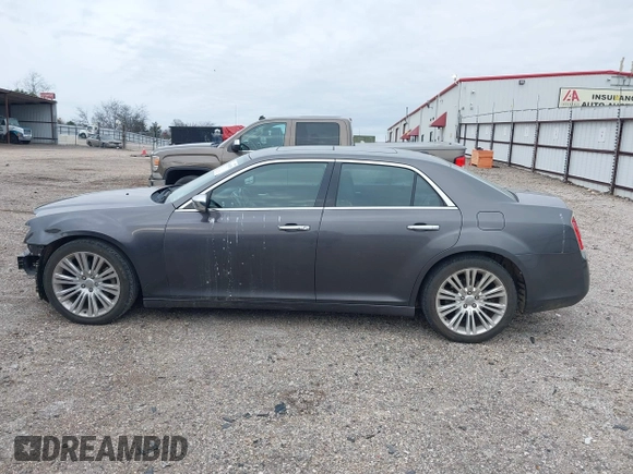 2014 Chrysler 300 with VIN 2C3CCAET3EH280310, listed as a IAAI auction lot 41664105 with 92,316 mi miles. Bid and sale history available at carsss.com. Image 15.