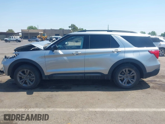 2022 Ford Explorer XLT with VIN 1FMSK7DH3NGB53736, listed as a IAAI auction lot 42417356 with 31,446 mi miles and . Bid and sale history available at DreamBid. Image 15.
