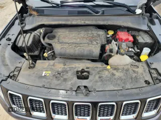 2020 Jeep Compass Latitude z VIN 3C4NJCBB8LT169922, wystawiony jako Copart lot #63466865 z przebiegiem 129 245 mil mil oraz Szkoda całkowita • Salvage title. Historia ofert i sprzedaży dostępna na DreamBid. Obrazek 11.