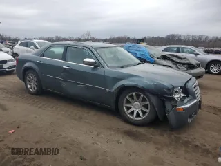 2005 Chrysler 300 with VIN 2C3JA63H35H109694, listed as a Copart auction lot 46893305 with 186,828 mi miles and Salvage Title. Bid and sale history available at carsss.com. Image 4.