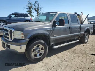 2007 Ford F-250 XL z VIN 1FTSW21P57EA59900, wystawiony jako Copart lot #58787085 z przebiegiem 216 385 mil mil oraz Szkoda całkowita • Salvage title. Historia ofert i sprzedaży dostępna na DreamBid. Obrazek 1.