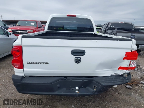 2008 Dodge Dakota ST with VIN 1D7HE22K98S565237, listed as a IAAI auction lot 41908055 with 242,270 mi miles and . Bid and sale history available at carsss.com. Image 16.