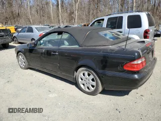 2003 Mercedes-Benz CLK 320 z VIN WDBLK65G43T131711, wystawiony jako Copart lot #48130915 z przebiegiem Nie podano mil oraz Szkoda całkowita • Salvage title. Historia ofert i sprzedaży dostępna na DreamBid. Obrazek 2.