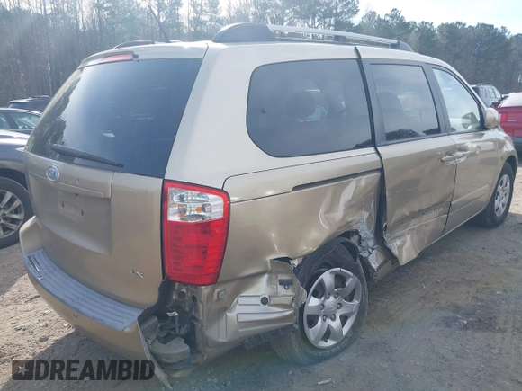 2009 Kia Sedona LX with VIN KNDMB233X96271235, listed as a IAAI auction lot 41681472 with 108,278 mi miles. Bid and sale history available at carsss.com. Image 4.
