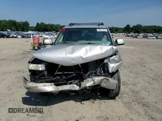 2004 Chevrolet Suburban Z71 with VIN 3GNFK16Z74G305505, listed as a Copart auction lot 68907834 with 0 mi miles and Salvage Title. Bid and sale history available at carsss.com. Image 11.