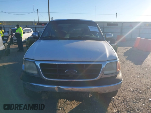 2001 Ford F-150 XL с VIN 1FTRX17W61KF65488, выставлен на аукционе IAAI как лот 40807535 с пробегом 298 274 миль миль и . История ставок и продаж доступна на DreamBid. Изображение 11.