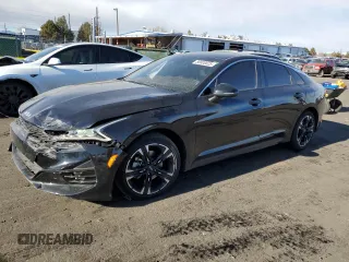 2022 Kia K5 GT-Line z VIN 5XXG64J25NG141964, wystawiony jako Copart lot #88800625 z przebiegiem 17 544 mil mil oraz Szkody całkowita. Historia ofert i sprzedaży dostępna na DreamBid. Obrazek 1.