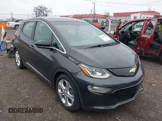 2017 Chevrolet Bolt EV LT z VIN 1G1FW6S02H4186677, wystawiony jako IAAI lot #41899571 z przebiegiem 99 178 mil mil oraz . Historia ofert i sprzedaży dostępna na DreamBid. Obrazek 1.