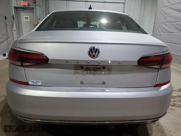 2020 Volkswagen Passat SE z VIN 1VWWA7A37LC005706, wystawiony jako Copart lot #51041245 z przebiegiem 107 275 mil mil oraz Szkoda całkowita • Salvage title. Historia ofert i sprzedaży dostępna na DreamBid. Obrazek 6.
