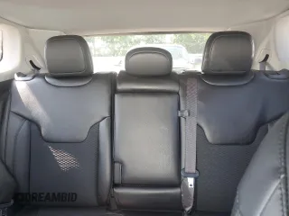 2022 Jeep Compass Latitude z VIN 3C4NJDBB7NT124382, wystawiony jako Copart lot #65059445 z przebiegiem 26 398 mil mil oraz Szkoda całkowita • Salvage title. Historia ofert i sprzedaży dostępna na DreamBid. Obrazek 10.