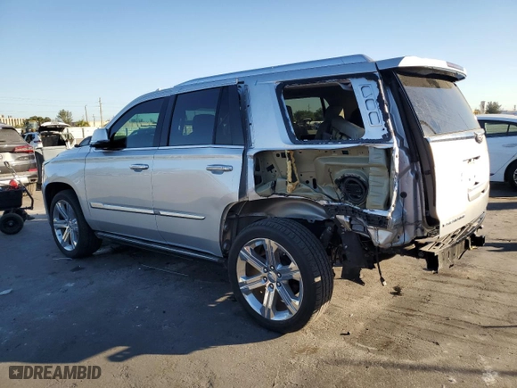 2020 Cadillac Escalade Premium Luxury with VIN 1GYS4CKJ9LR172686, listed as a Copart auction lot 82578424 with 29,458 mi miles and Salvage Title. Bid and sale history available at carsss.com. Image 2.
