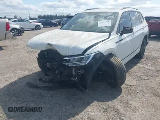 2022 Volkswagen Tiguan SE R-Line Black with VIN 3VVCB7AX5NM040222, listed as a IAAI auction lot 42073998 with 36,225 mi miles and . Bid and sale history available at DreamBid. Image 6.