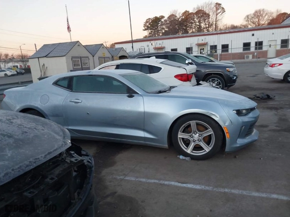 2017 Chevrolet Camaro 1LT with VIN 1G1FB1RX5H0187475, listed as a IAAI auction lot 41340994 with NaN miles. Bid and sale history available at carsss.com. Image 13.