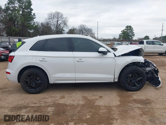 2020 Audi Q5 Premium with VIN WA1ANAFY0L2071405, listed as a IAAI auction lot 41672065 with 42,105 mi miles. Bid and sale history available at carsss.com. Image 14.