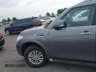 2017 Nissan Armada Platinum z VIN JN8AY2ND8H9002367, wystawiony jako IAAI lot #42169180 z przebiegiem 162 780 mil mil oraz . Historia ofert i sprzedaży dostępna na DreamBid. Obrazek 21.