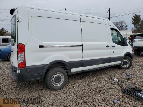 2019 Ford Transit with VIN 1FTYR2CM8KKA00614, listed as a Copart auction lot 45124425 with Not Provided miles and Salvage Title. Bid and sale history available at carsss.com. Image 3.