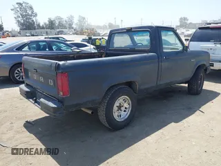 1992 Ford Ranger with VIN 1FTCR10A8NUC81059, listed as a IAAI auction lot 42669945 with 76,425 mi miles and . Bid and sale history available at DreamBid. Image 4.
