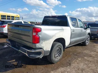 2020 Chevrolet Silverado 1500 LT with VIN 3GCPWCEKXLG169337, listed as a IAAI auction lot 40701140 with 73,675 mi miles. Bid and sale history available at carsss.com. Image 4.