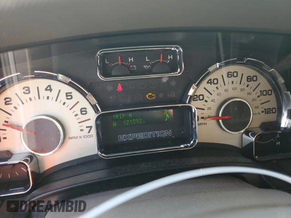 2008 Ford Expedition Limited z VIN 1FMFU19518LA16748, wystawiony jako Copart lot #74082134 z przebiegiem 121 592 mil mil oraz Szkoda całkowita • Salvage title. Historia ofert i sprzedaży dostępna na DreamBid. Obrazek 9.