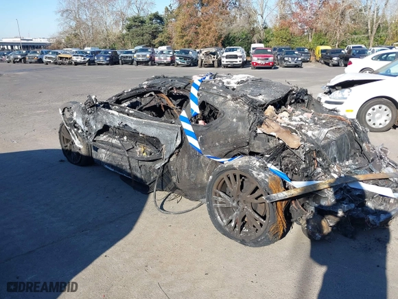 2015 BMW i8 with VIN WBY2Z2C55FV391450, listed as a IAAI auction lot 41454336 with 1 mi miles. Bid and sale history available at carsss.com. Image 3.