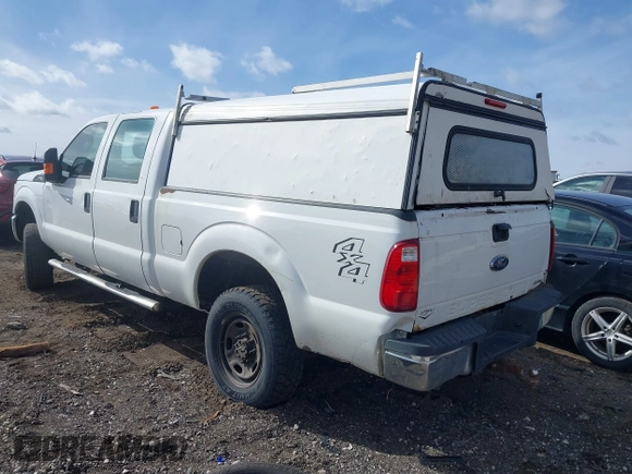 2015 Ford F-250 Lariat with VIN 1FT7W2B62FED04453, listed as a IAAI auction lot 41879422 with 313,725 mi miles and . Bid and sale history available at DreamBid. Image 3.